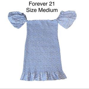 NWT Forever 21 Periwinkle Puff Sleeve Ruffle Hem Shirred Dress Size Medium